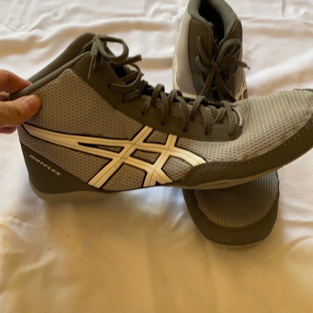 Asics Men's Matflex 4 Gray Wrestling Shoe Size 14